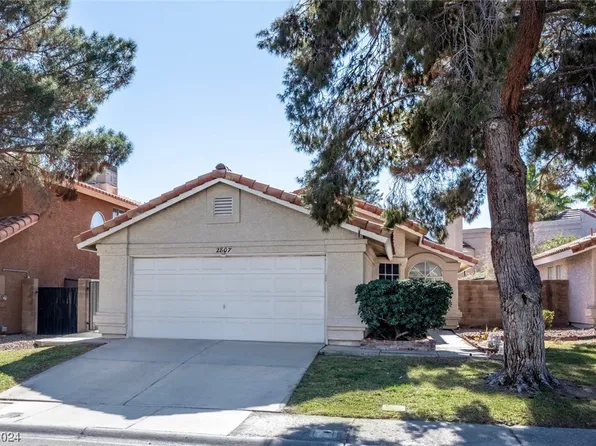 2807 Oasis Cir, Henderson, NV 89074