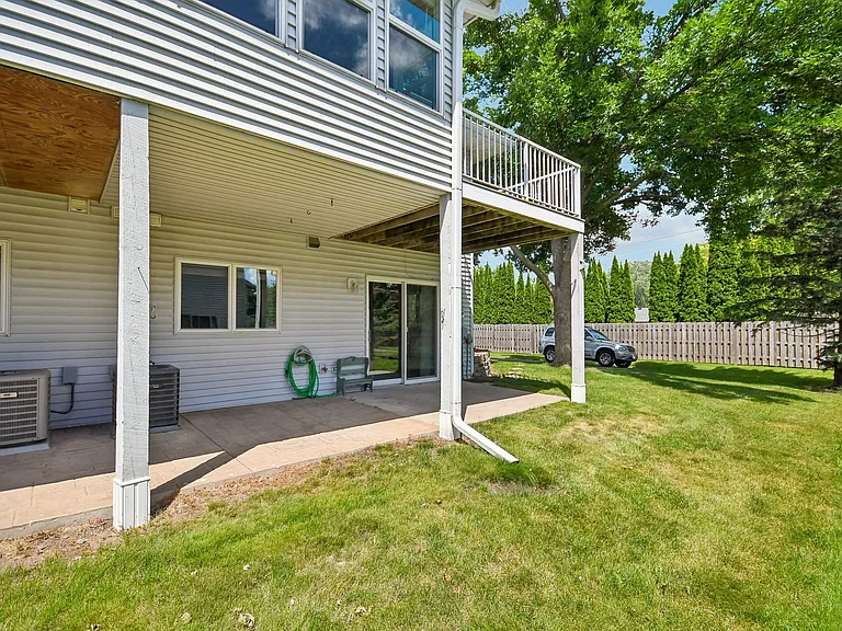 3525 Cory Ln — Photo 42