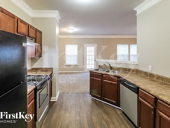 5th image of 878 Ivydale Ln