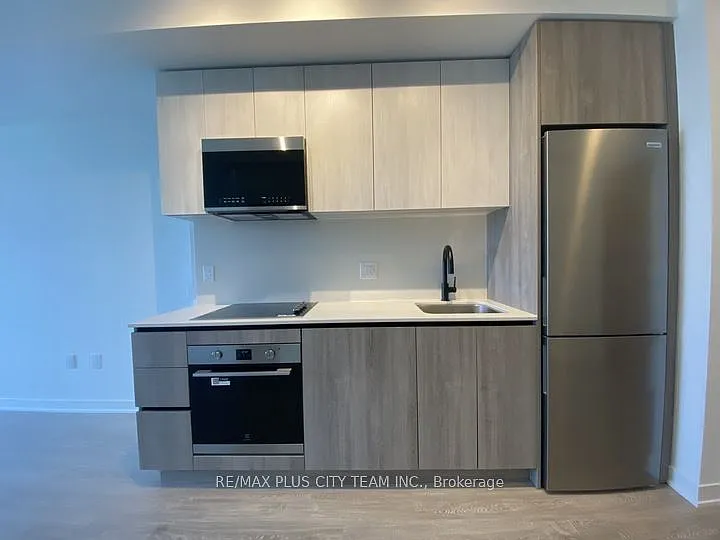 2495 Eglinton Ave W #610 — Photo 4