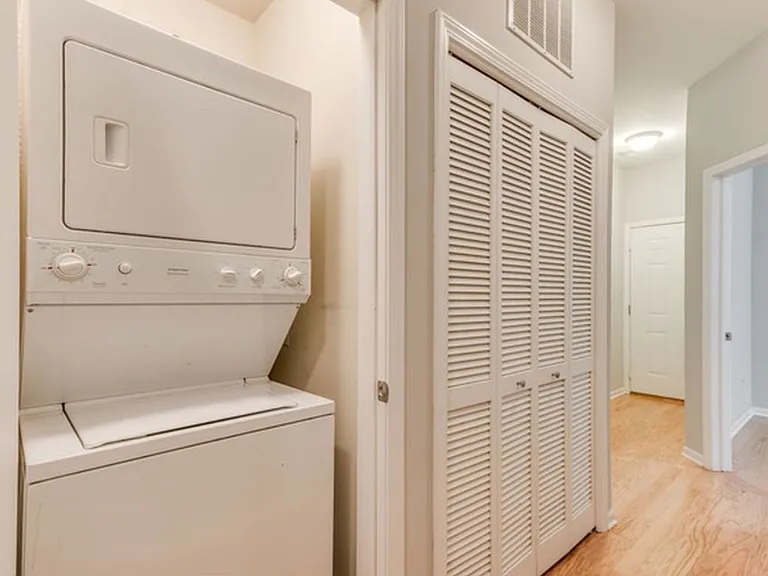 6617 S Ingleside Ave #1S — Photo 12