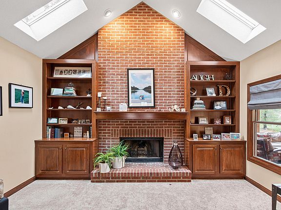 5th image of 5964 Windward Ct