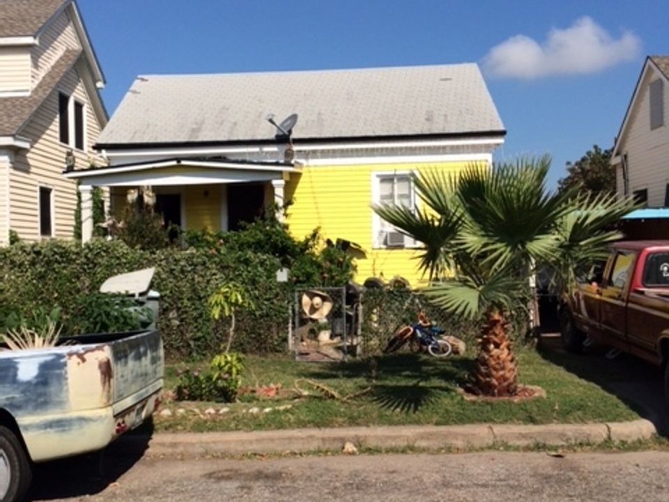 1st image of 2822 Avenue L