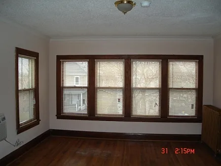Phillips Park Apartments — Photo 19