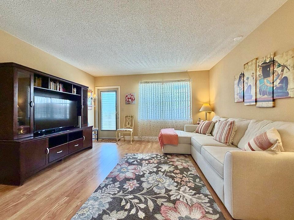 1st image of 19 Abbey Lane #204