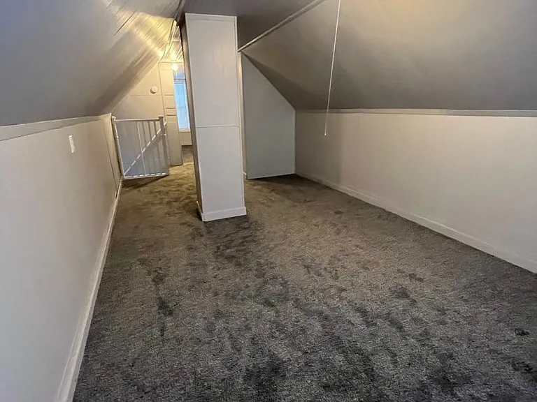 924 N Stevens St — Photo 15