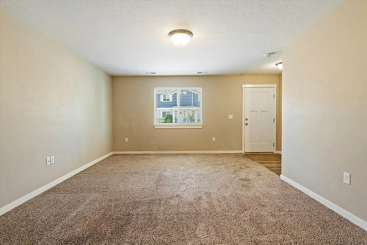 Timbercreek Townhomes — Photo 2
