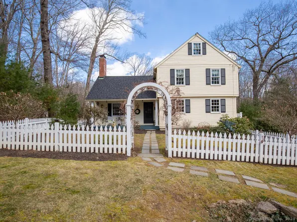 107 Wright Road, Canton, CT 06019