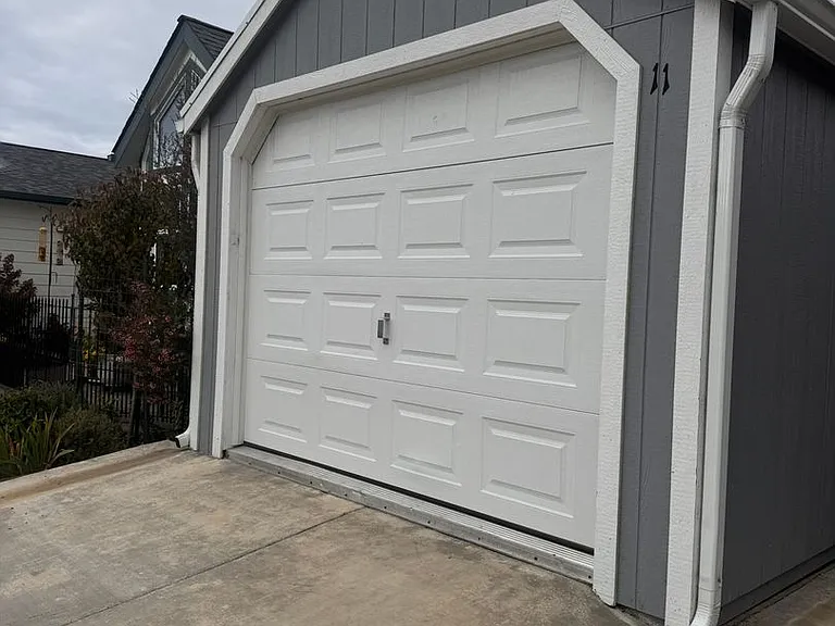 11 Pond Ln — Photo 4