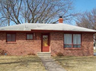 2073 N Hancock St, Fremont, NE 68025
