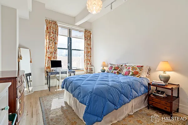Rented by Halstead Real Estate | media 6
