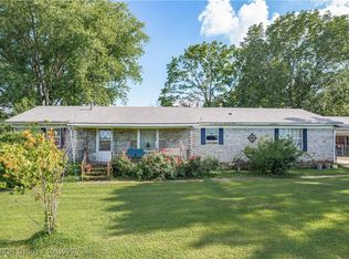 1215 Rena Rd, Van Buren, AR 72956