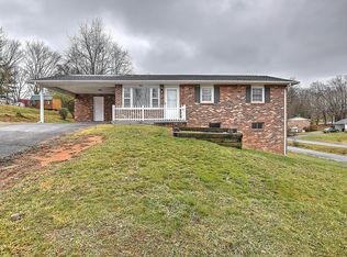 249 Lisa Ln, Piney Flats, TN 37686