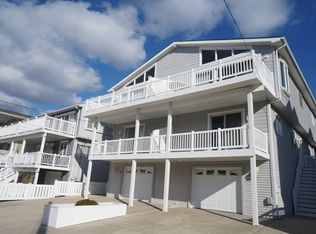 9 76th St #E, Sea Isle City, NJ 08243