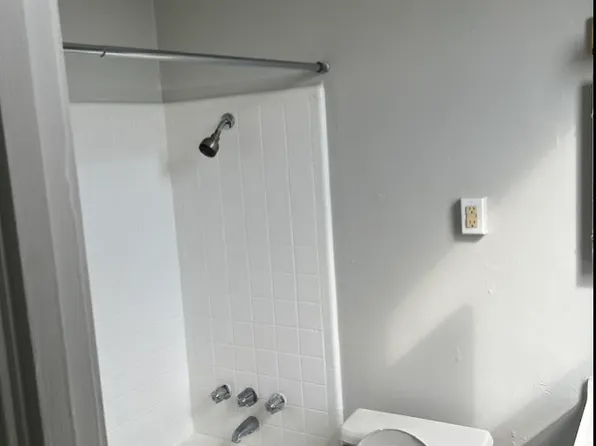 2883 W Liberty Ave Suite 2, Pittsburgh, PA 15216
