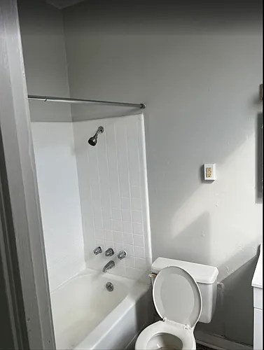 2883 W Liberty Ave #2 Photo 1