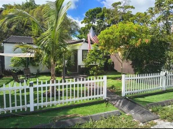 2206 Coolidge St #A, Hollywood, FL 33020