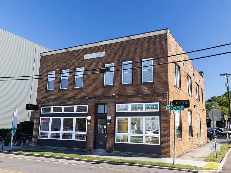 612 Gertrude Ave — Photo 6
