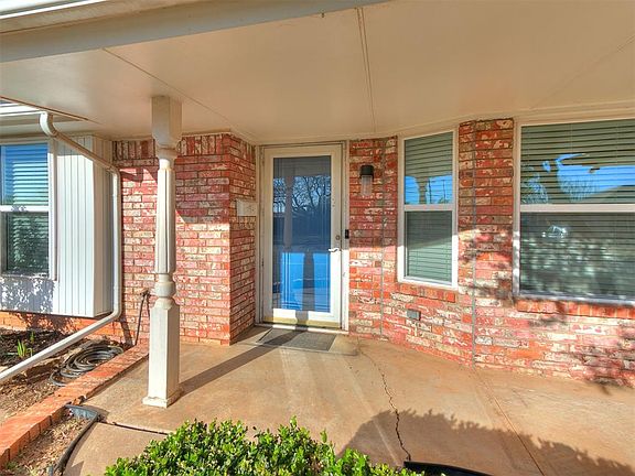 3rd image of 7905 Duane Dr