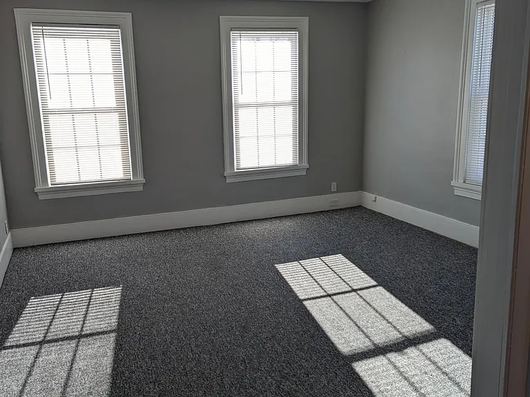 Spacious living room