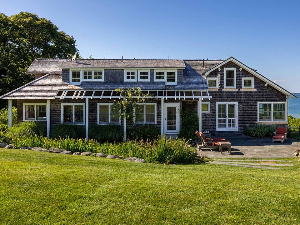 104 Old Herring Creek Rd West Tisbury, MA, 02575 Apartments for Rent