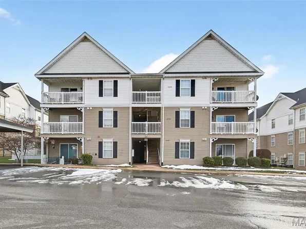 6200 Spring Creek Ln #6000, O'Fallon, MO 63368