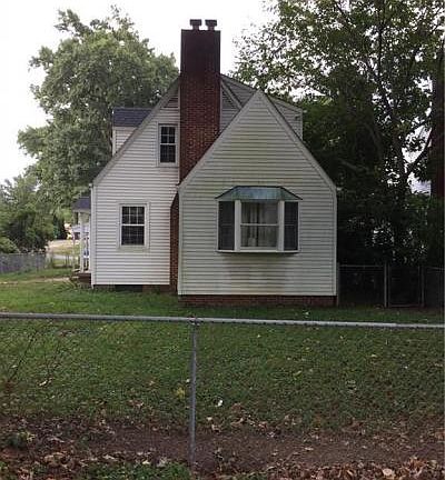 3rd image of 510 38th St SE