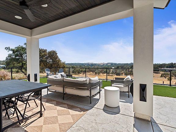 4th image of 3775 Bell Rd