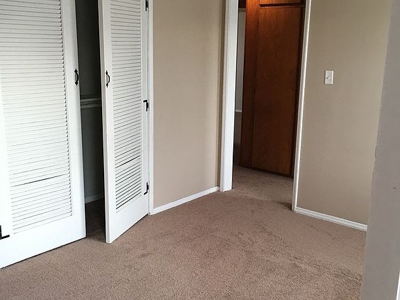 4th image of 14651 Helwig Ave