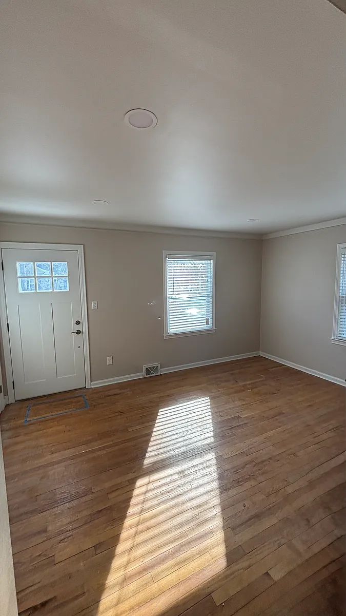 Building Photo - 1831 Bowers Ave