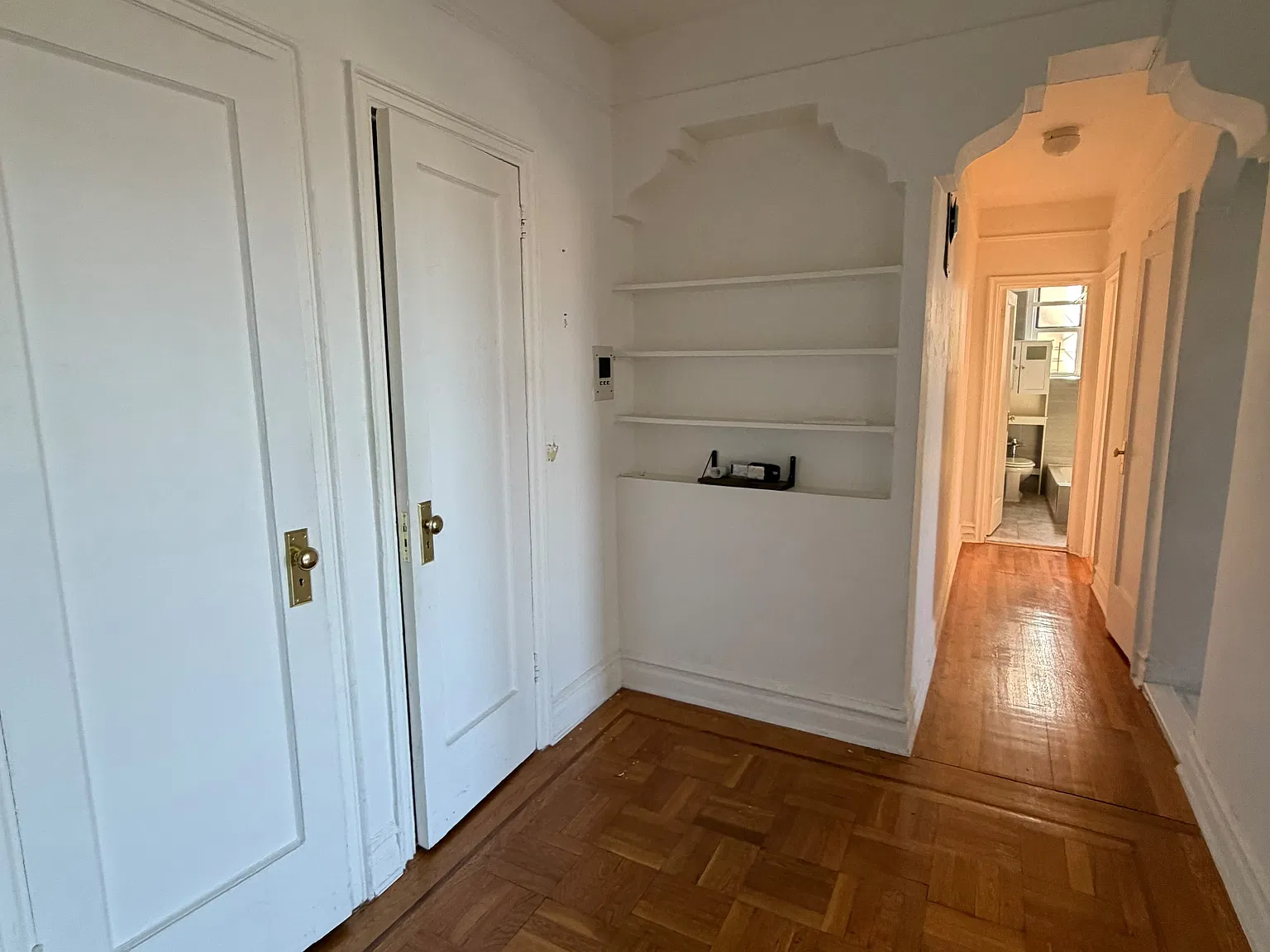 1 bed, $2,300 — Photo 2