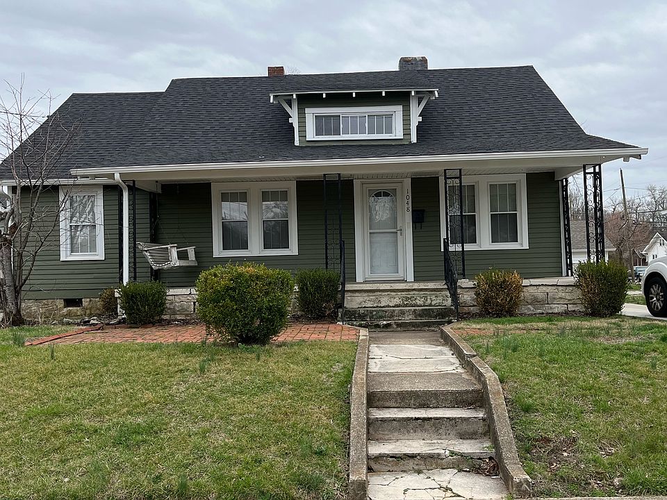 2nd image of 1048 Magnolia St