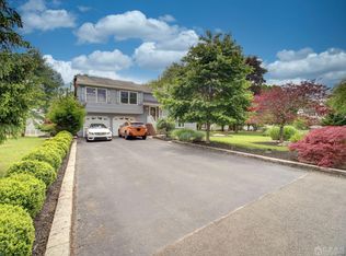 2 Welles Ct, Piscataway, NJ