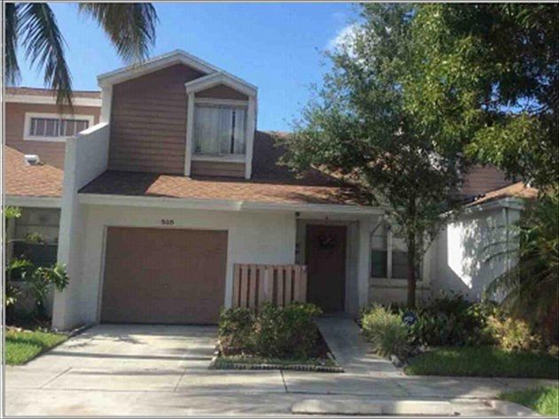 1st image of 535 Woodgate Cir #C