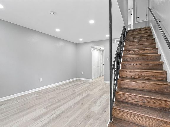 3rd image of 3001 9th St APT B