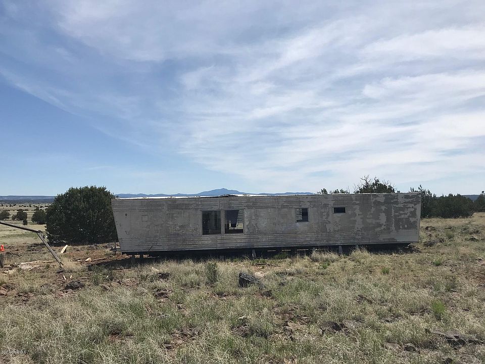 1st image of 0 Off Of Wagon Wheel Dr