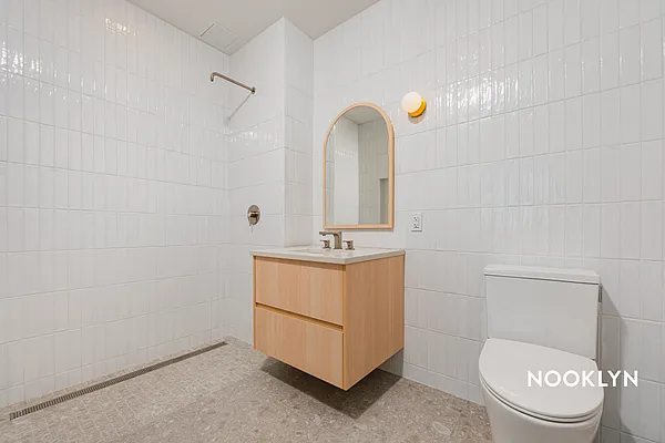 Rented by Nooklyn NYC LLC | media 9