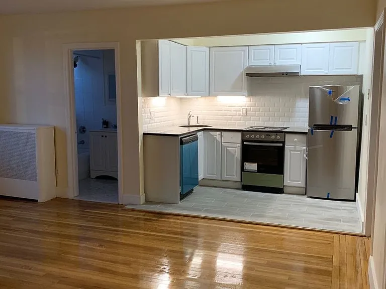1605 Commonwealth Ave #7 — Photo 1