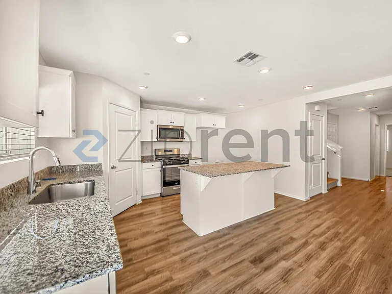 4364 W Avenue J6 — Photo 10