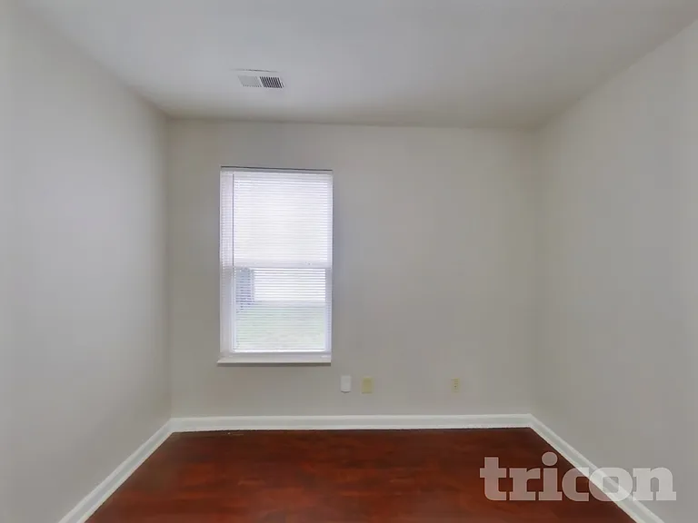 7850 Harshaw Dr — Photo 12