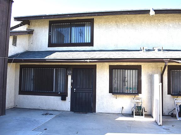 3rd image of 1790 S Garfield Ave APT B