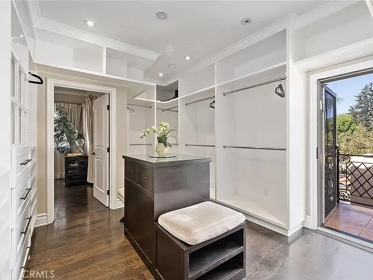 15014 Valleyheart Dr — Photo 21