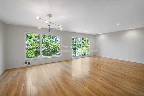 1347 3rd Ave Photo 1