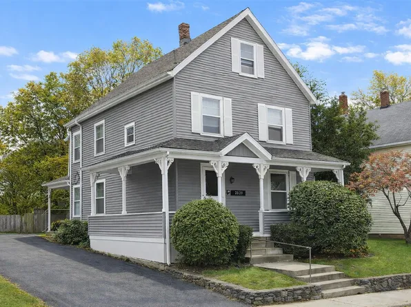 58 Bennett St #1, Wakefield, MA 01880