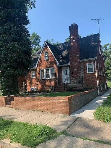 1615 28th St SE Photo 1