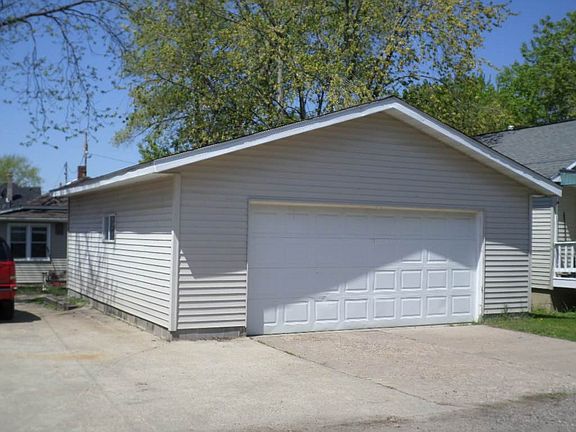 2nd image of 614 Woodard Ave