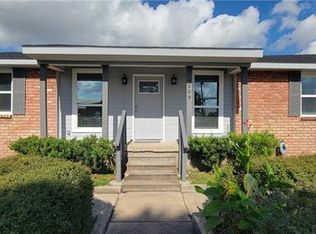 8009 Karen St, Metairie, LA 70003