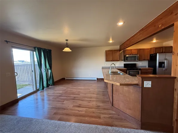 1125 N River Rock Dr Unit 3, Belgrade, MT 59714