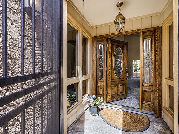 5th image of 718 E PEORIA Avenue