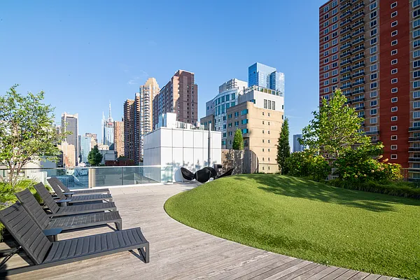 Rented by REAL New York | media 5